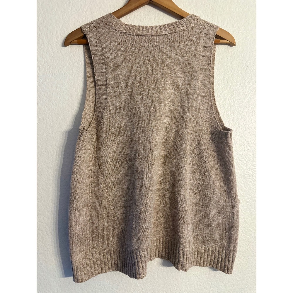 Tan Heathered Knit Sweater Vest with Pockets - V-Neck Boho - Picture 5 of 6
